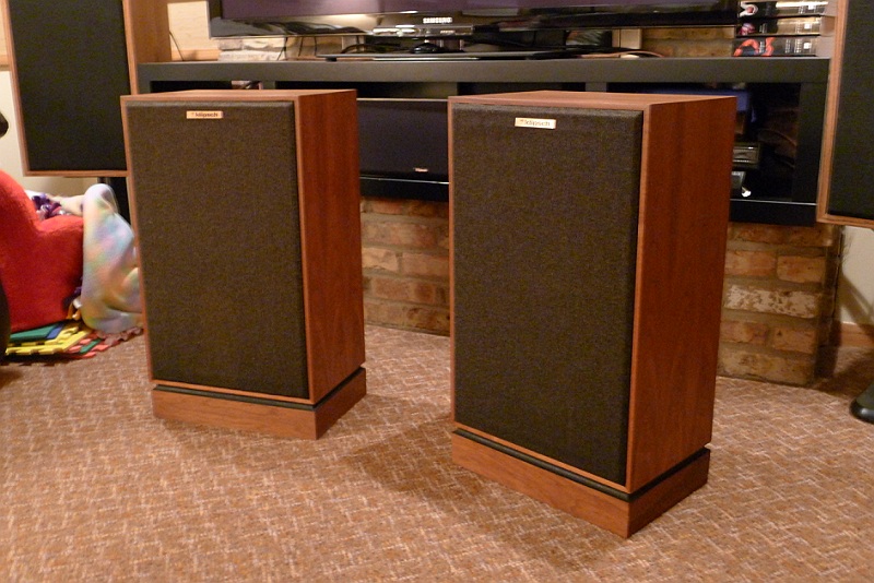 Grill Cloth Color of KG4 2Channel Home Audio The Klipsch Audio